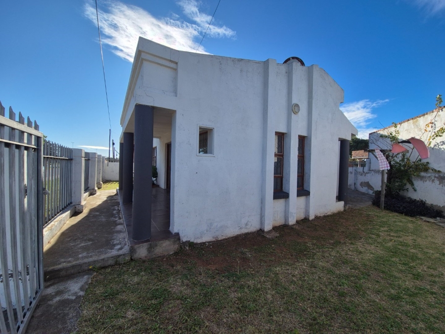 5 Bedroom Property for Sale in Motherwell Eastern Cape